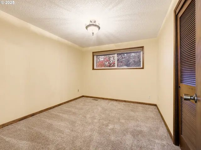 $619,000 | 16420 Chessington Court, Gladstone, OR 97027