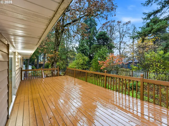 $619,000 | 16420 Chessington Court, Gladstone, OR 97027