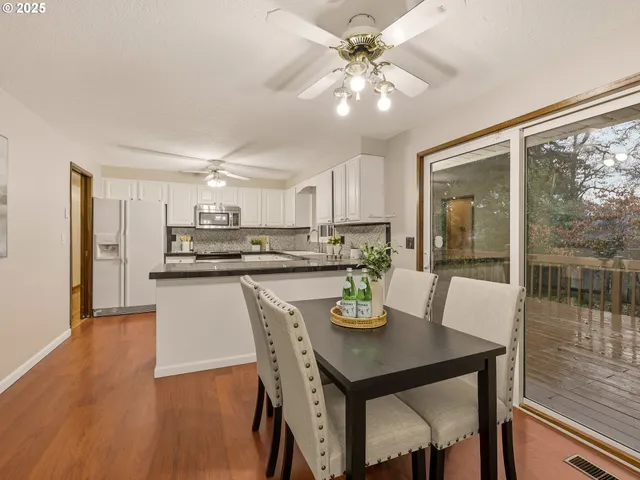 $619,000 | 16420 Chessington Court, Gladstone, OR 97027