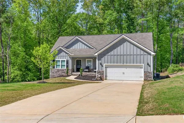 $374,900 | 188 Wisteria Lane, Mansfield, GA 30055