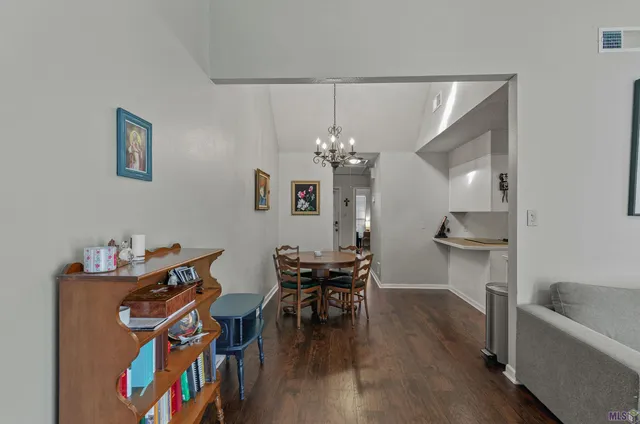 $135,000 | 5440 Sleepy Hollow Drive, Baton Rouge, LA 70817