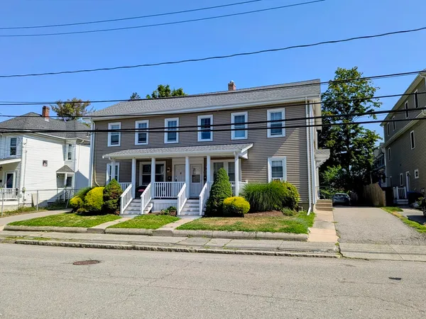 $2,275 | 58 Ash Street, Unit 3, Waltham, MA 02453