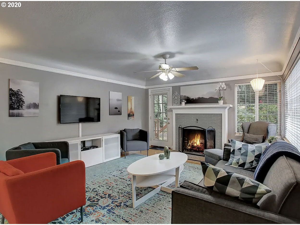 16570 Southwest Inverurie Road Lake Oswego, OR 97035 - Photo 3 of 14 Gallery Image 3