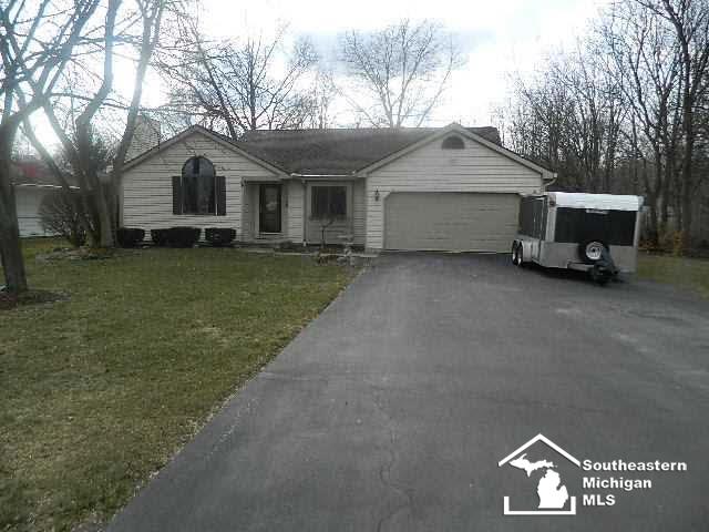 7645 Monroe Road Lambertville, MI 48144 - Photo 1 of 11 20432094.JPG