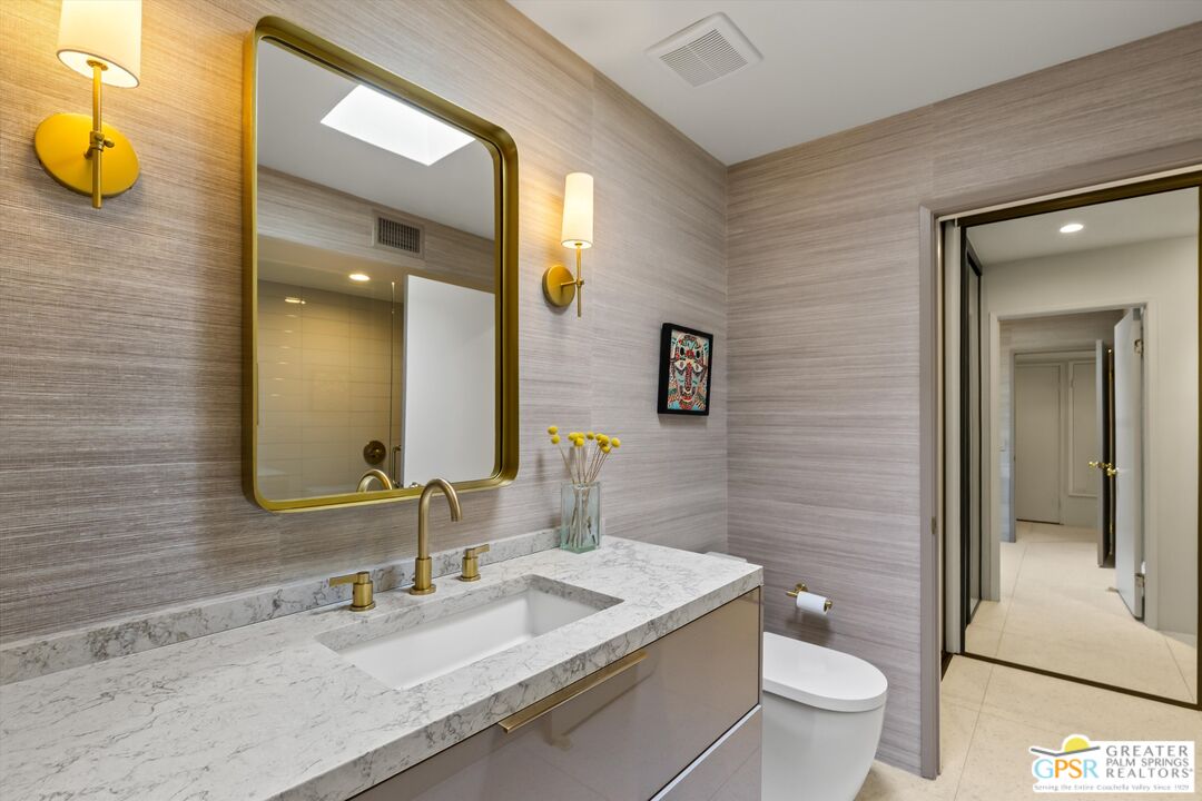 200 East Racquet Club Road, Unit 8 Palm Springs, CA 92262 - Photo 20 of 32