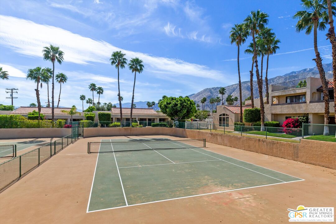 200 East Racquet Club Road, Unit 8 Palm Springs, CA 92262 - Photo 29 of 32