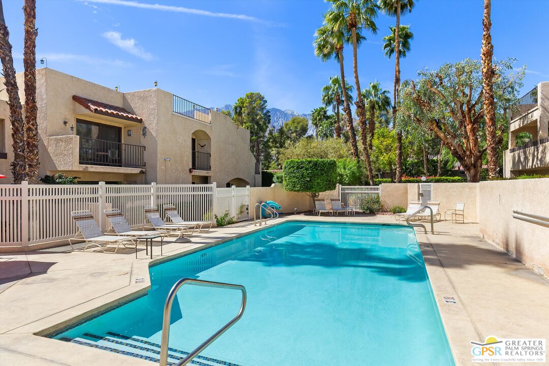 200 East Racquet Club Road, Unit 8 Palm Springs, CA 92262 - Photo 31 of 32