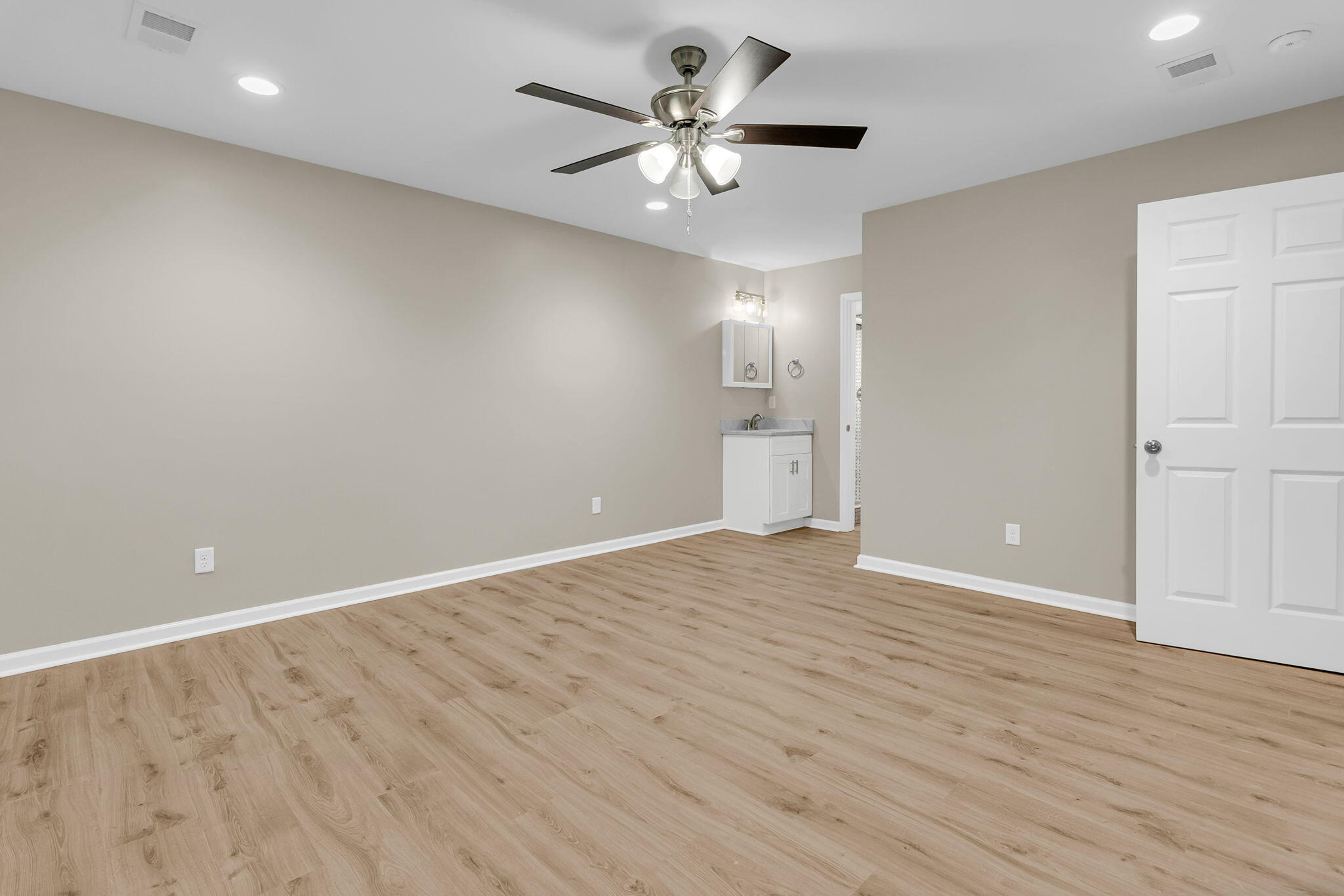 109 Halcyon Road Summerville, SC 29483 - Photo 22 of 45