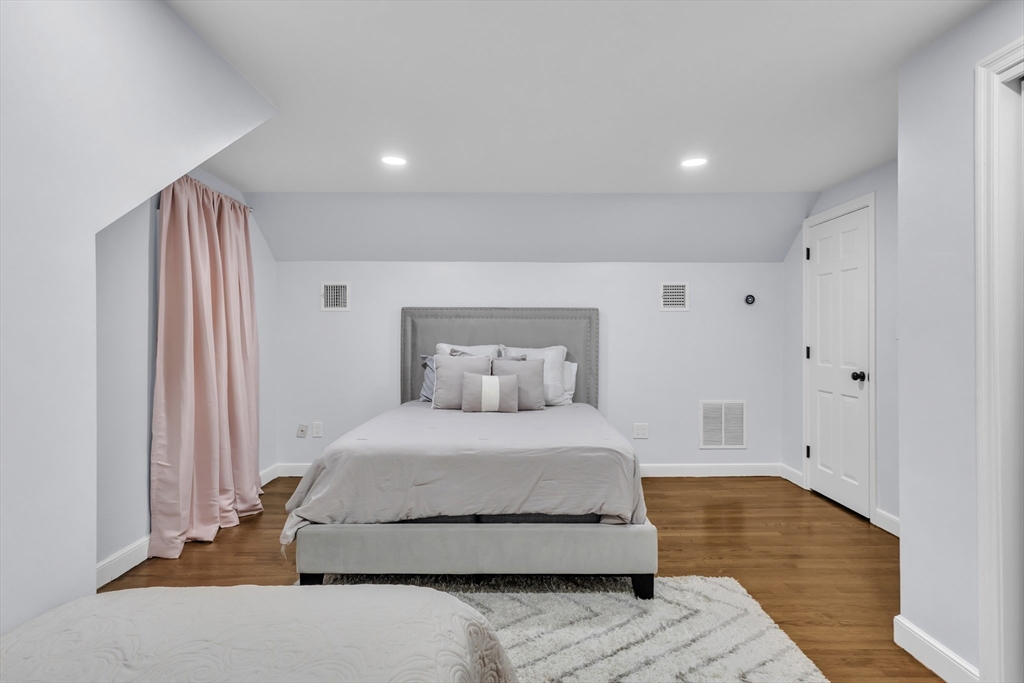 7 Corey Road Marlborough, MA 01752 - Photo 11 of 41