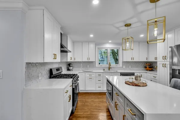 $849,000 | 7 Corey Road, Marlborough, MA 01752