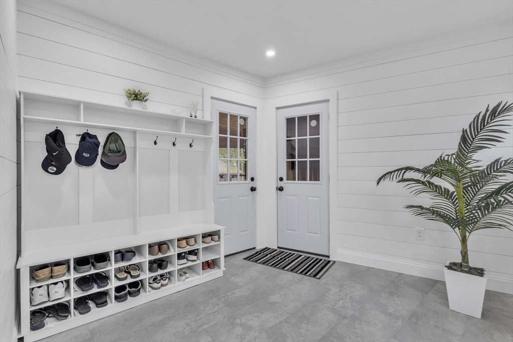 7 Corey Road Marlborough, MA 01752 - Photo 6 of 41