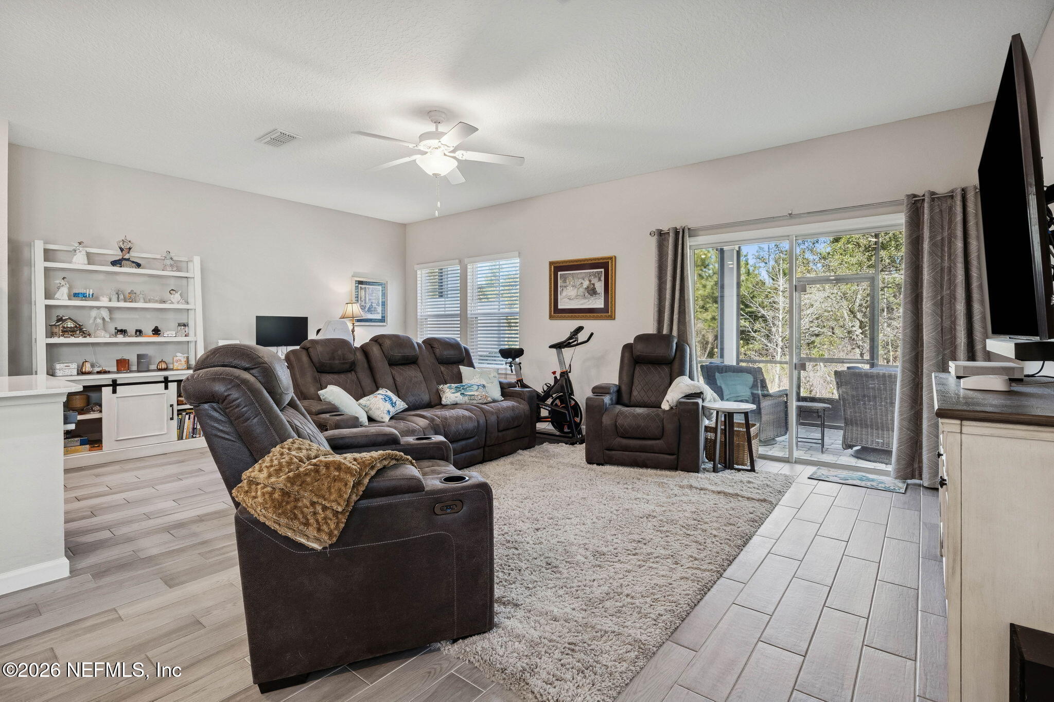 208 Boracay Circle St. Johns, FL 32259 - Photo 5 of 70 Family Room