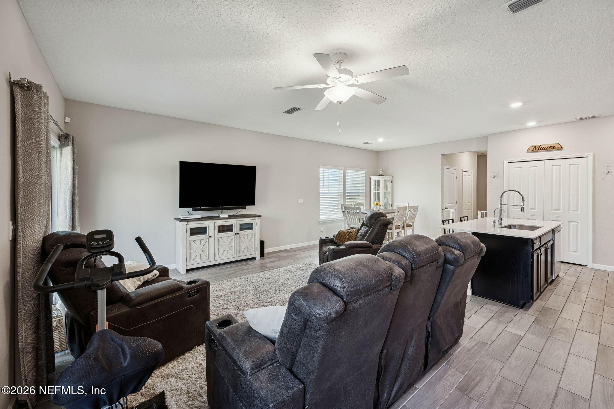 208 Boracay Circle St. Johns, FL 32259 - Photo 8 of 70 Family Room to Kitchen