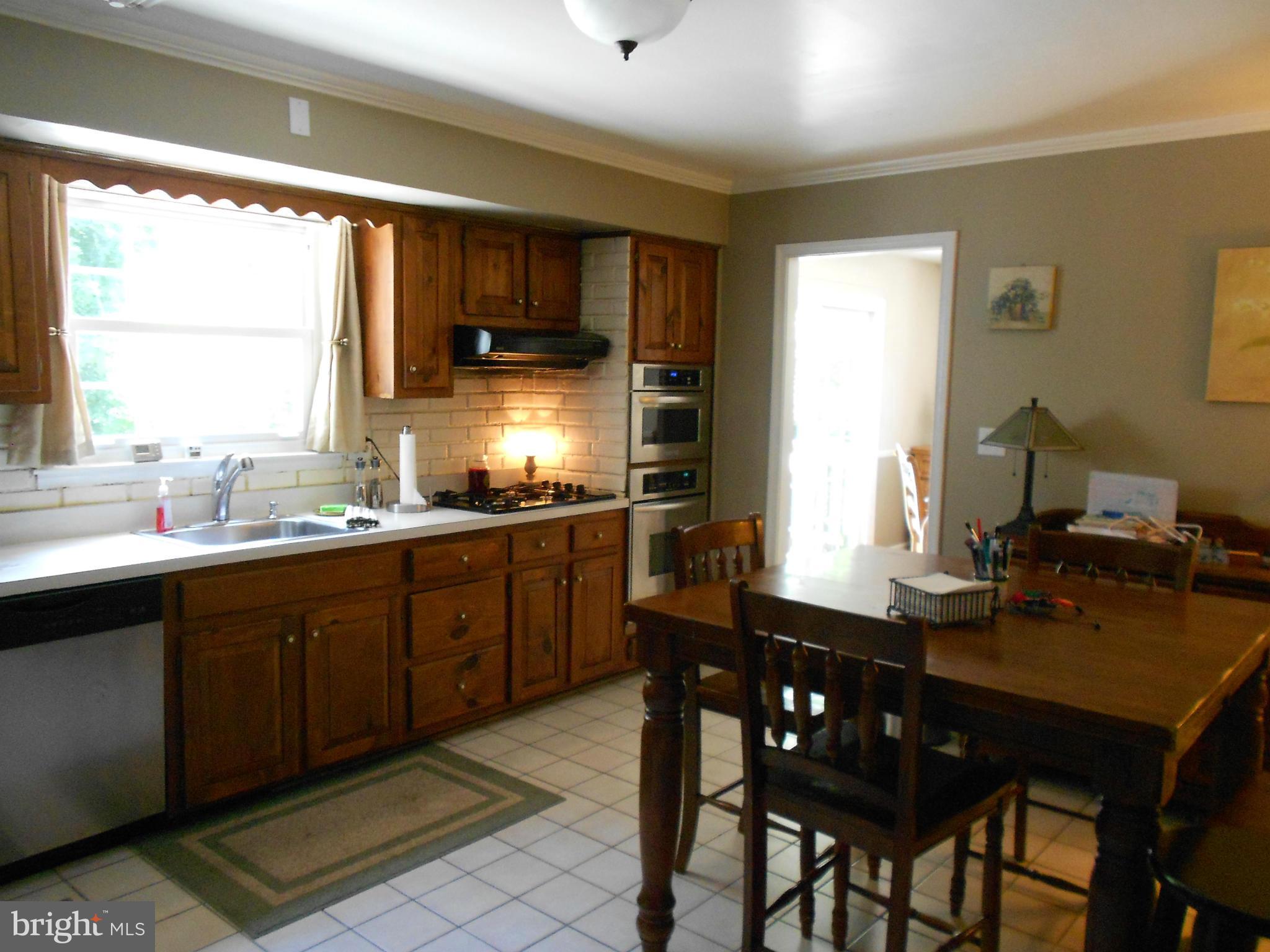 3117 Elmmede Road Ellicott City, MD 21042 - Photo 6 of 17 Kitchen