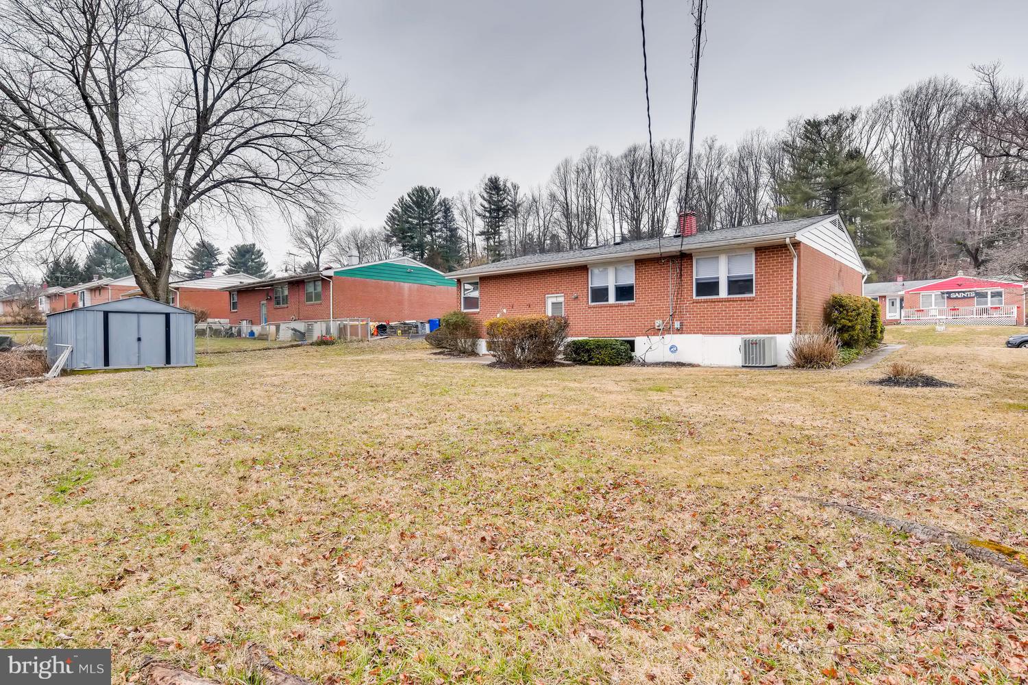 4523 Maryknoll Road Baltimore, MD 21208 - Photo 28 of 28 large backyard!