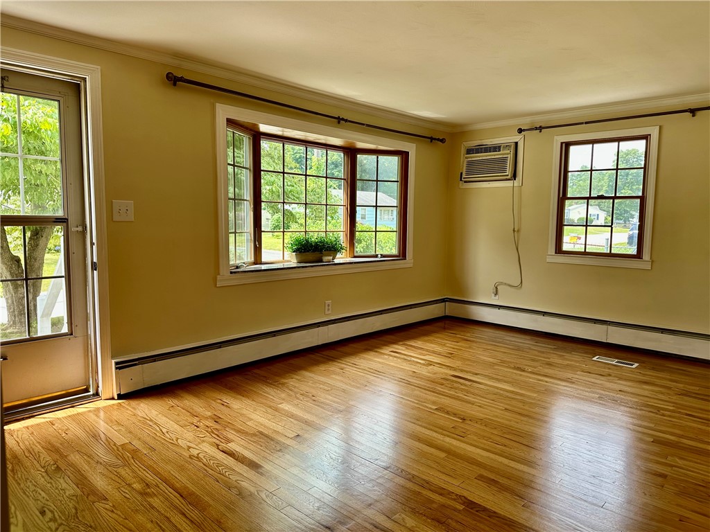 55 Circle Drive Mansfield, CT 06250 - Photo 14 of 40