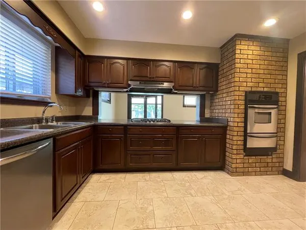 $289,000 | 118 L Street, Belle Chasse, LA 70037