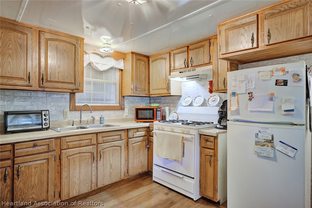 38 Boon Dock Road Lorida, FL 33857 - Photo 12 of 35