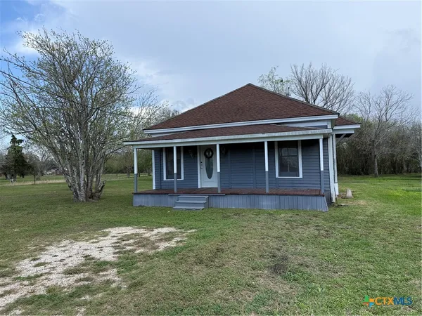 $117,500 | 308 Pumphrey Street, Edna, TX 77957