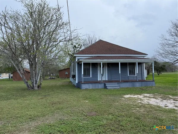$117,500 | 308 Pumphrey Street, Edna, TX 77957