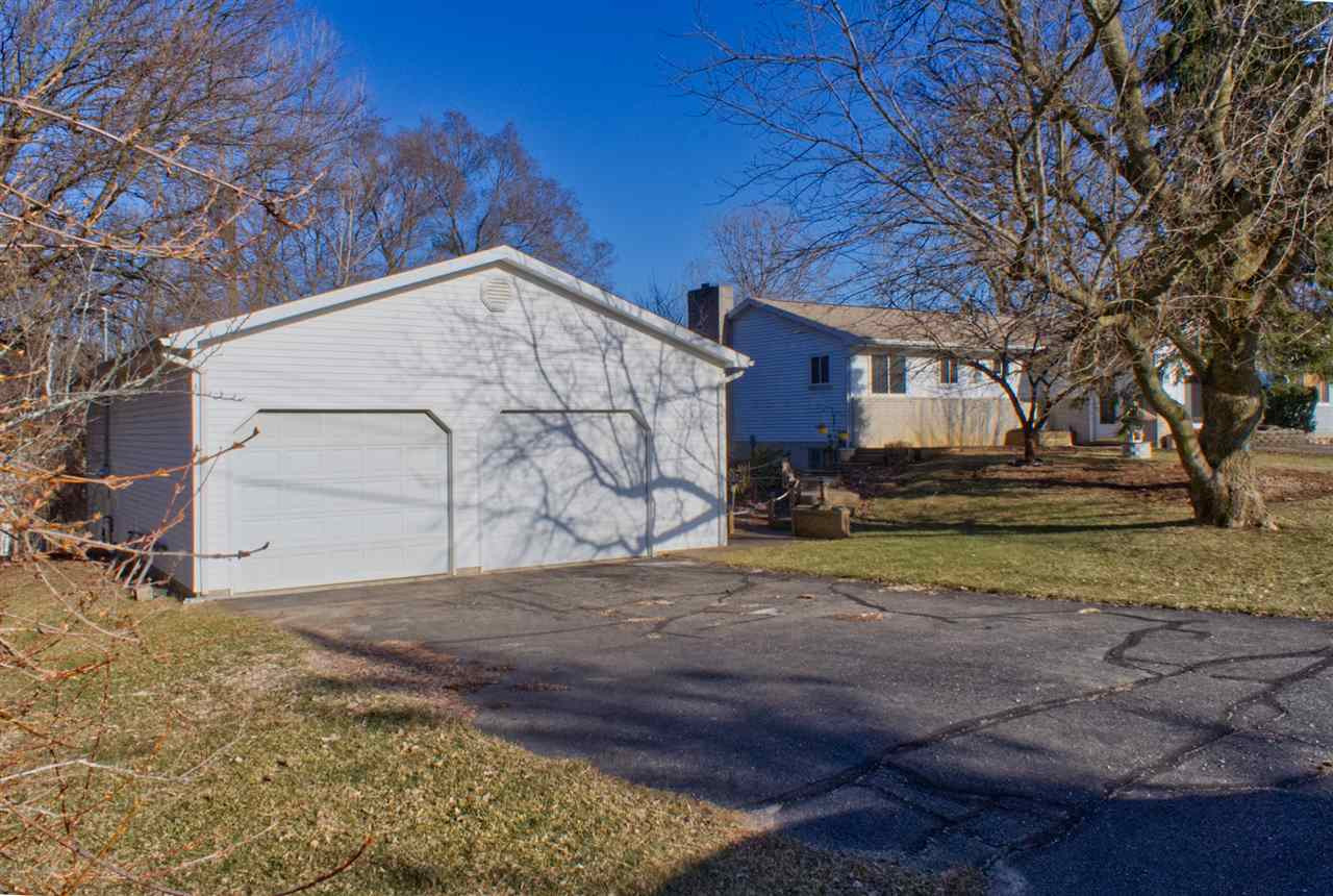 10881 Waldron Road Jerome, MI 49249 - Photo 2 of 18 Photo 2