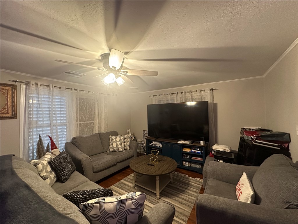 1305 Reynolds Street Bryan, TX 77803 - Photo 4 of 11