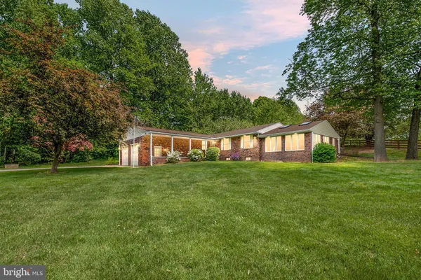 $434,900 | 300 Suffolk Drive, Bear, DE 19701