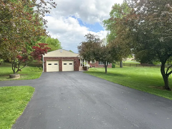 $434,900 | 300 Suffolk Drive, Bear, DE 19701