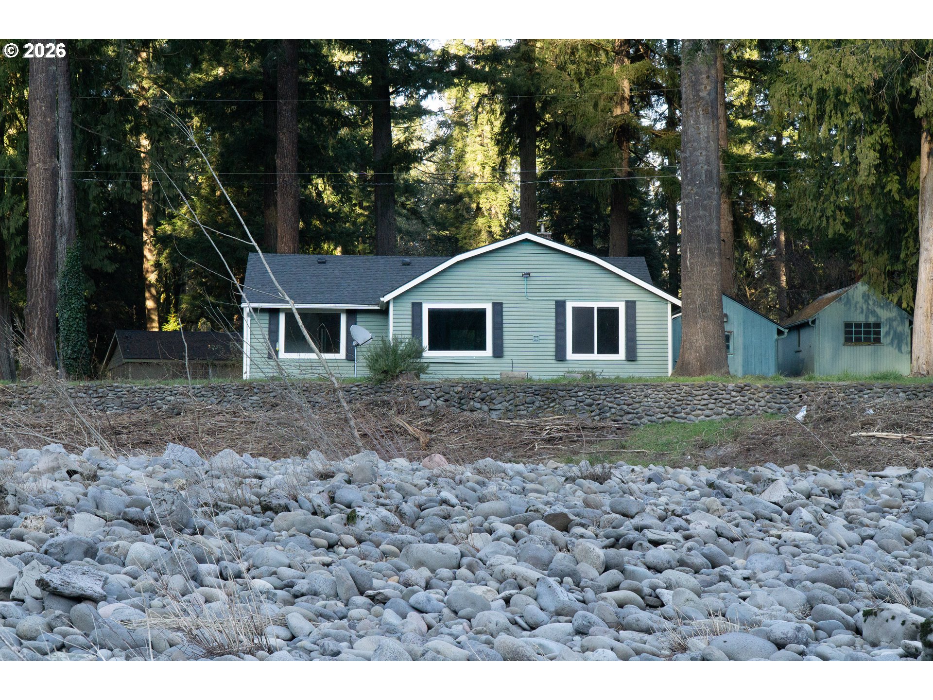 28821 Southeast Paradise Road Eagle Creek, OR 97022 - Photo 12 of 47 a view of front of a house with a yard