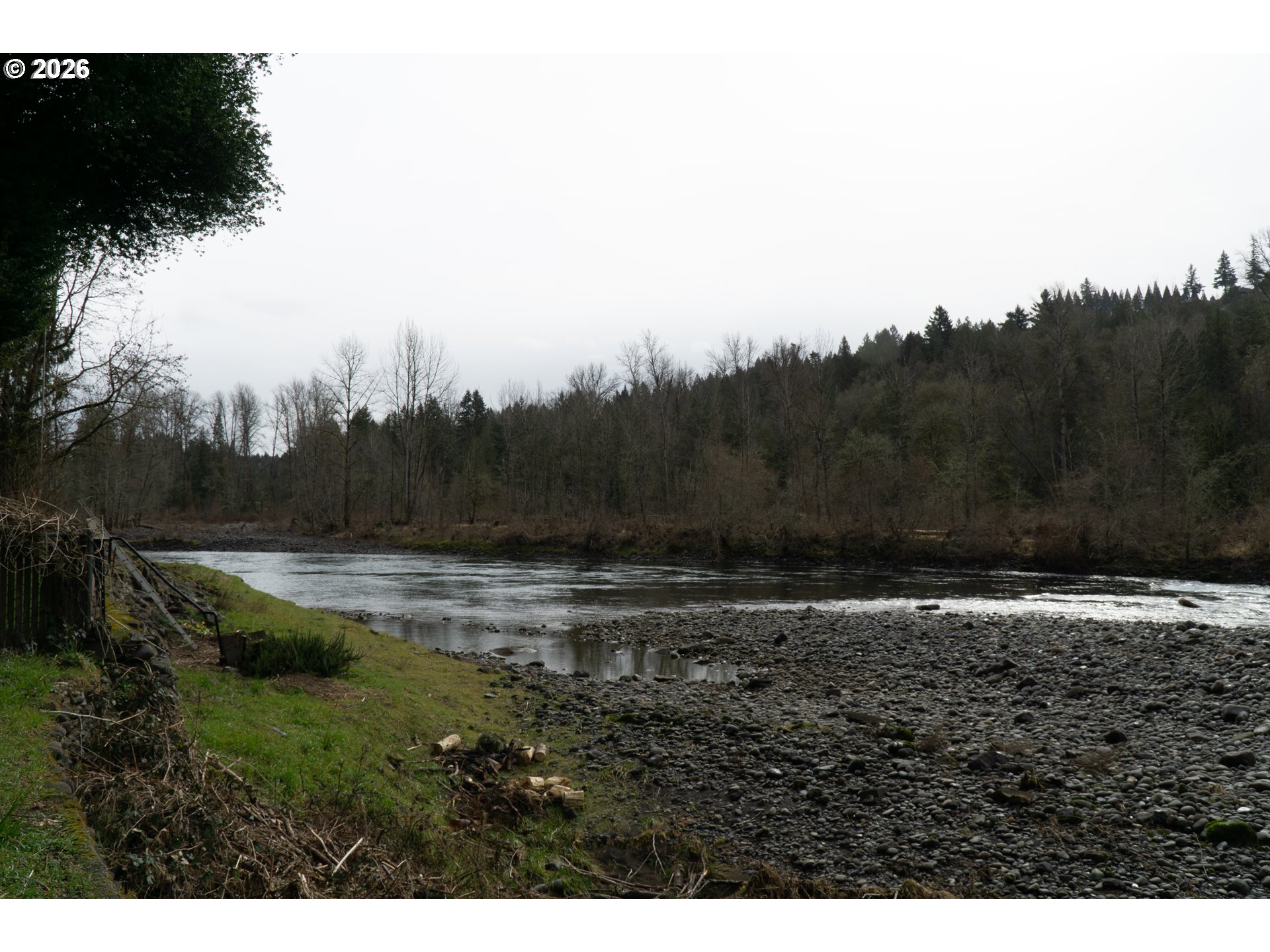 28821 Southeast Paradise Road Eagle Creek, OR 97022 - Photo 25 of 47 a view of a dry yard