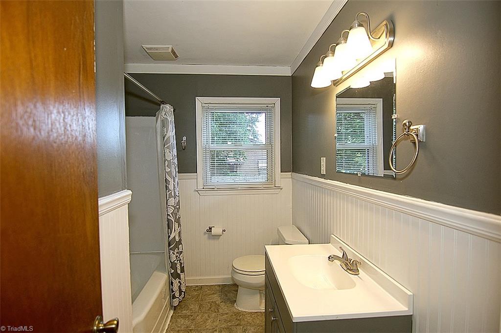 137 Robbins Road Winston-Salem, NC 27107 - Photo 15 of 24 Gallery Image 15