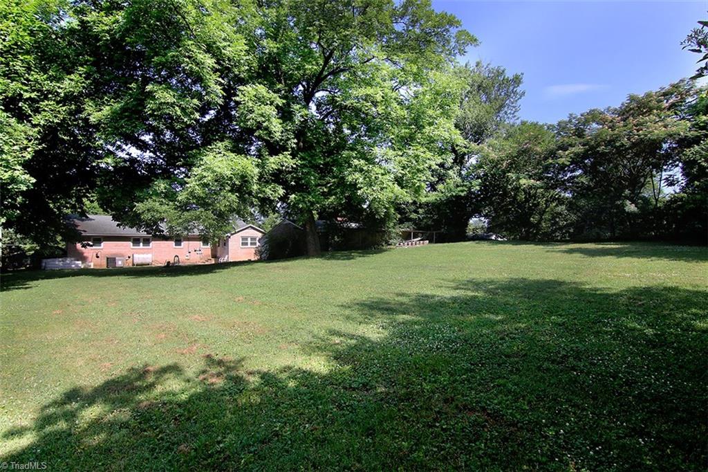 137 Robbins Road Winston-Salem, NC 27107 - Photo 24 of 24 Gallery Image 24