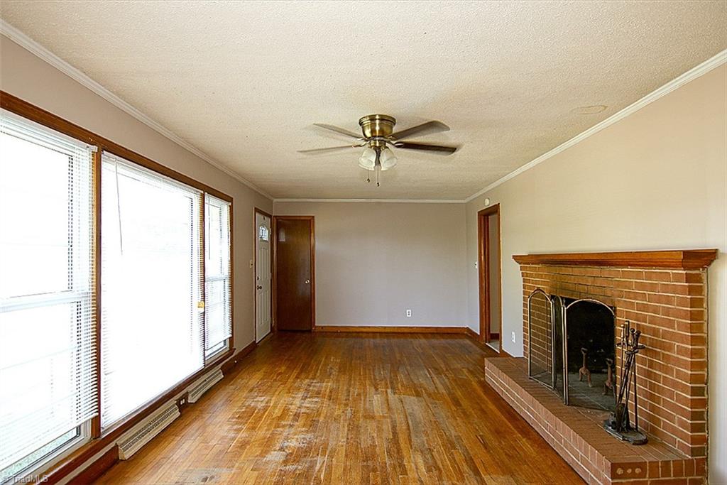 137 Robbins Road Winston-Salem, NC 27107 - Photo 5 of 24 Gallery Image 5