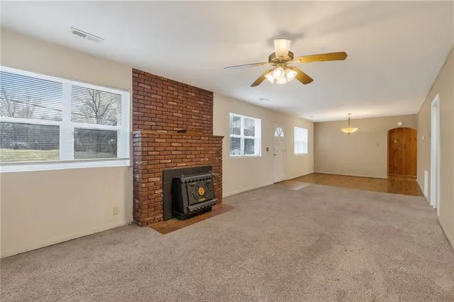 $159,900 | 409 West Van Buren Street, Gallatin, MO 64640