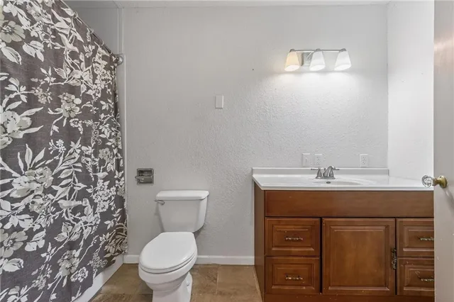 $159,900 | 409 West Van Buren Street, Gallatin, MO 64640