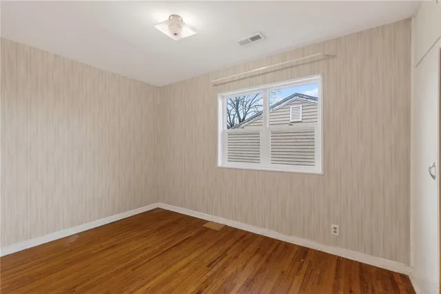 $159,900 | 409 West Van Buren Street, Gallatin, MO 64640