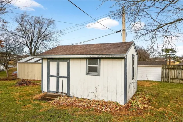 $159,900 | 409 West Van Buren Street, Gallatin, MO 64640