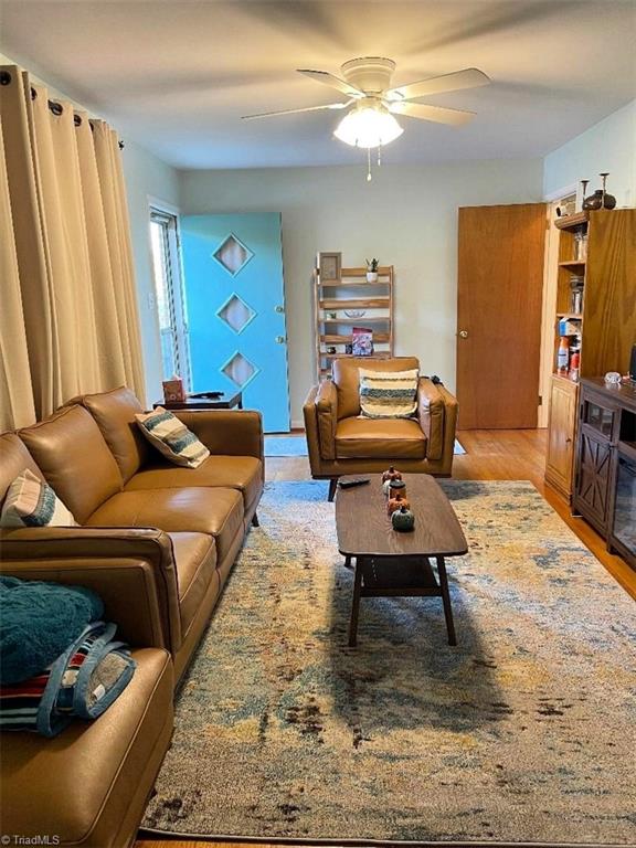 8595 Benbow-Merrill Road Oak Ridge, NC 27310 - Photo 4 of 6