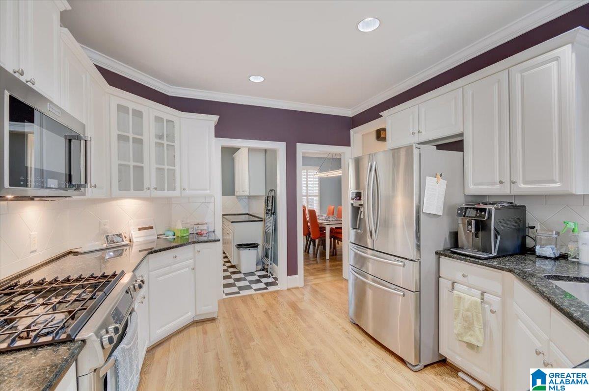 243 Shades Crest Road Birmingham, AL 35226 - Photo 15 of 50