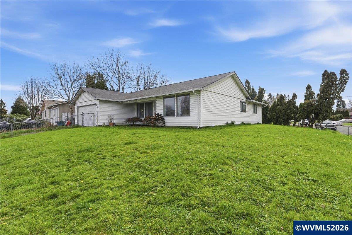 990 Hazel Street Aumsville, OR 97325 - Photo 1 of 47