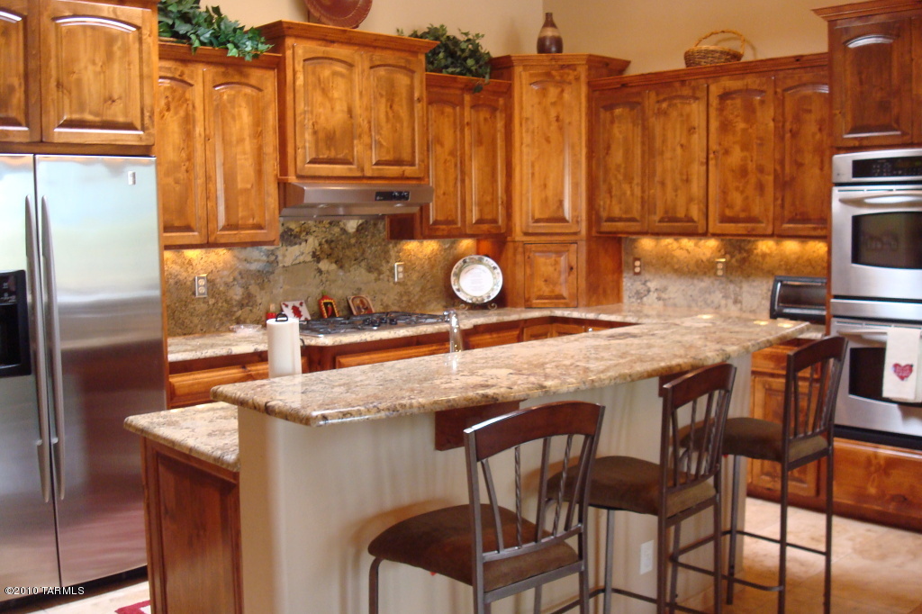 2827 West Moore Road Tucson, AZ 85755 - Photo 3 of 13 Gallery Image 3