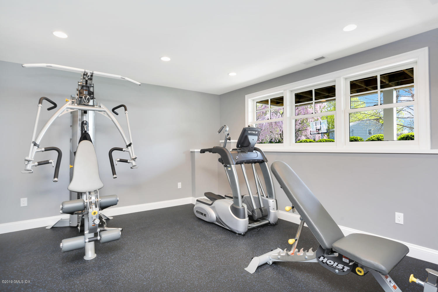 35 Chapel Lane Riverside, CT 06878 - Photo 33 of 45 a view of a room with gym equipment