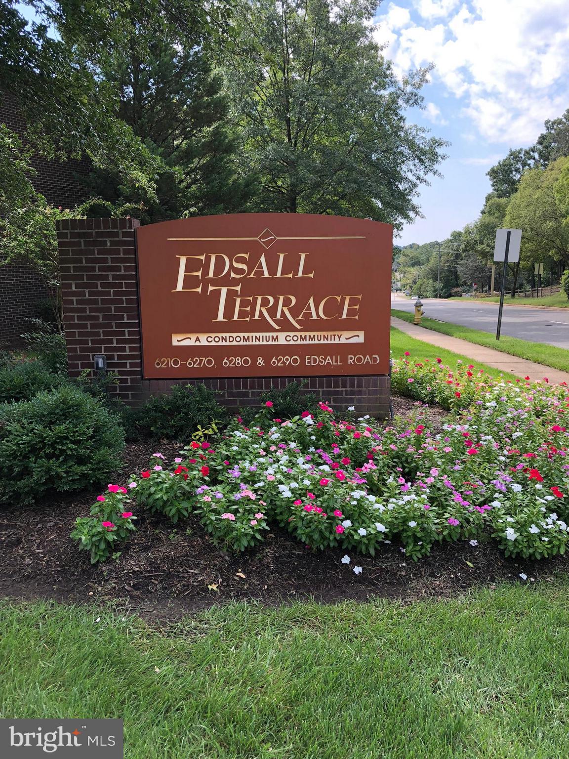 6250 Edsall Road, Unit 102 Alexandria, VA 22312 - Photo 2 of 18 Community