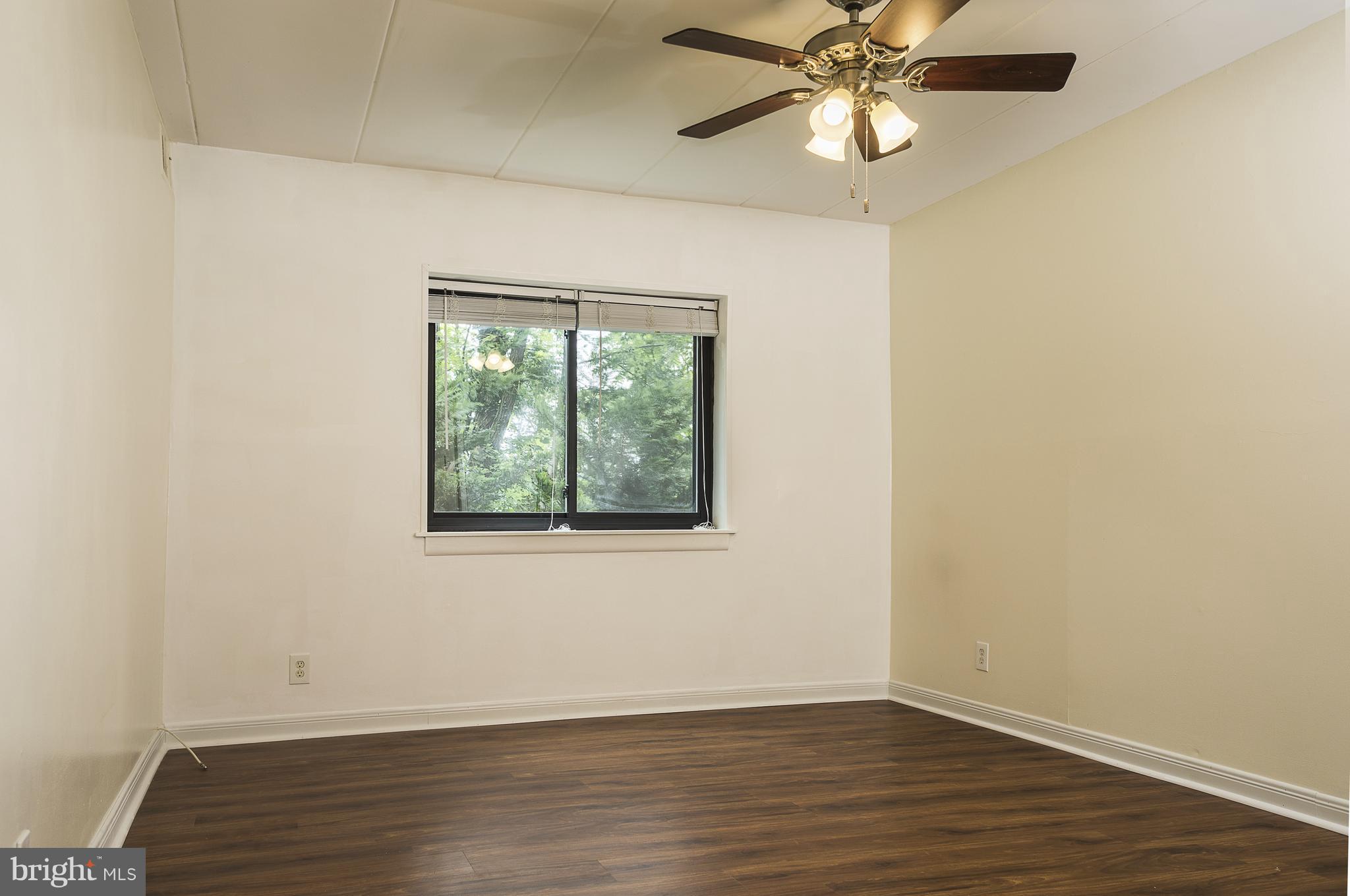 6250 Edsall Road, Unit 102 Alexandria, VA 22312 - Photo 15 of 18 Bedroom (Master)