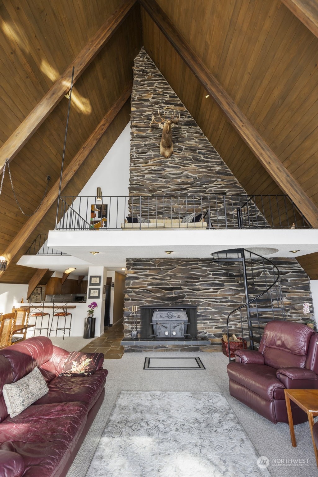 16207 Virginia Point Road Northeast Poulsbo, WA 98370 - Photo 12 of 40 Gallery Image 12
