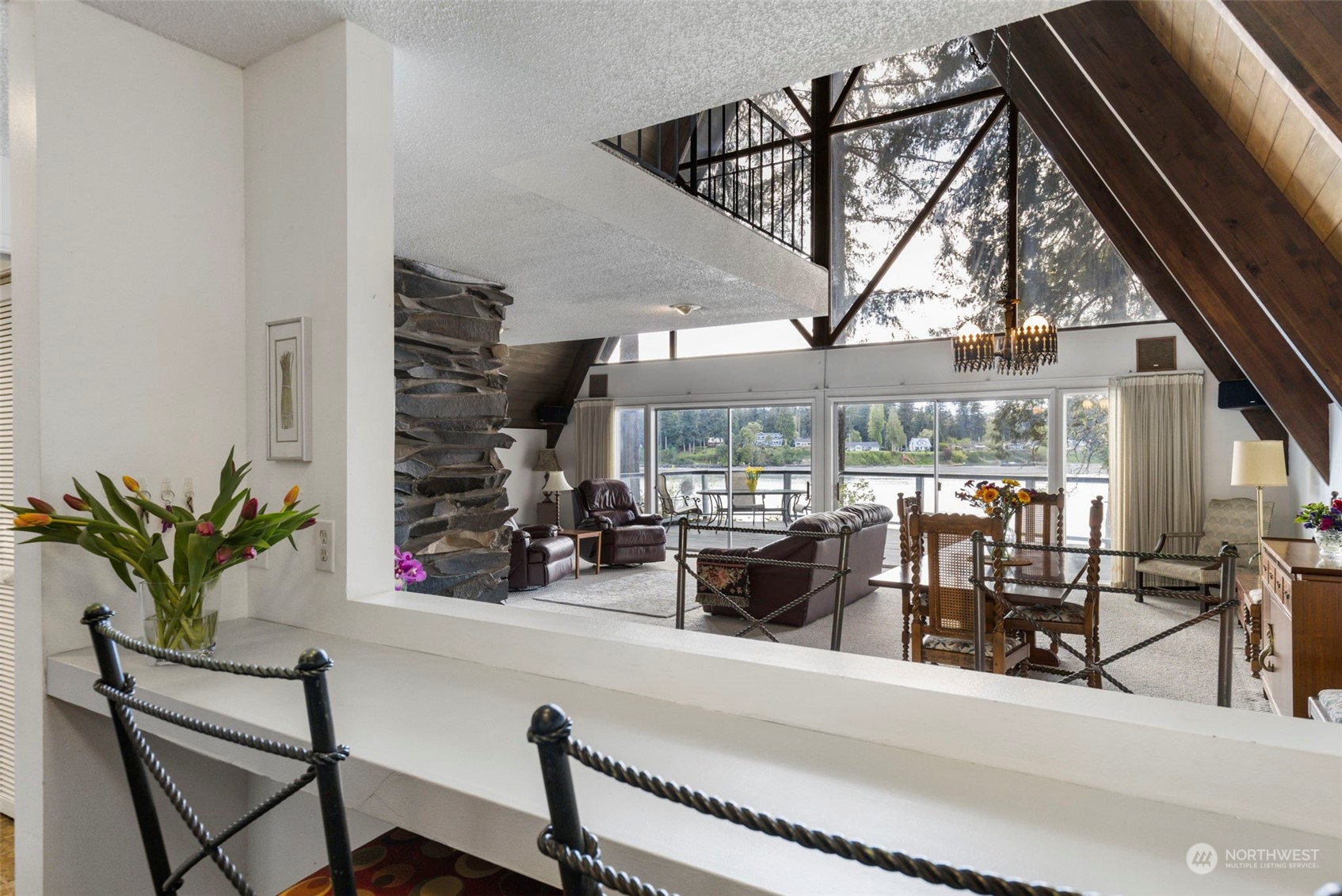 16207 Virginia Point Road Northeast Poulsbo, WA 98370 - Photo 16 of 40 Gallery Image 16