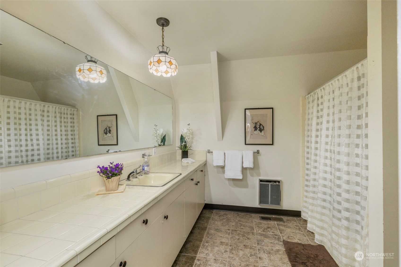16207 Virginia Point Road Northeast Poulsbo, WA 98370 - Photo 19 of 40 Gallery Image 19