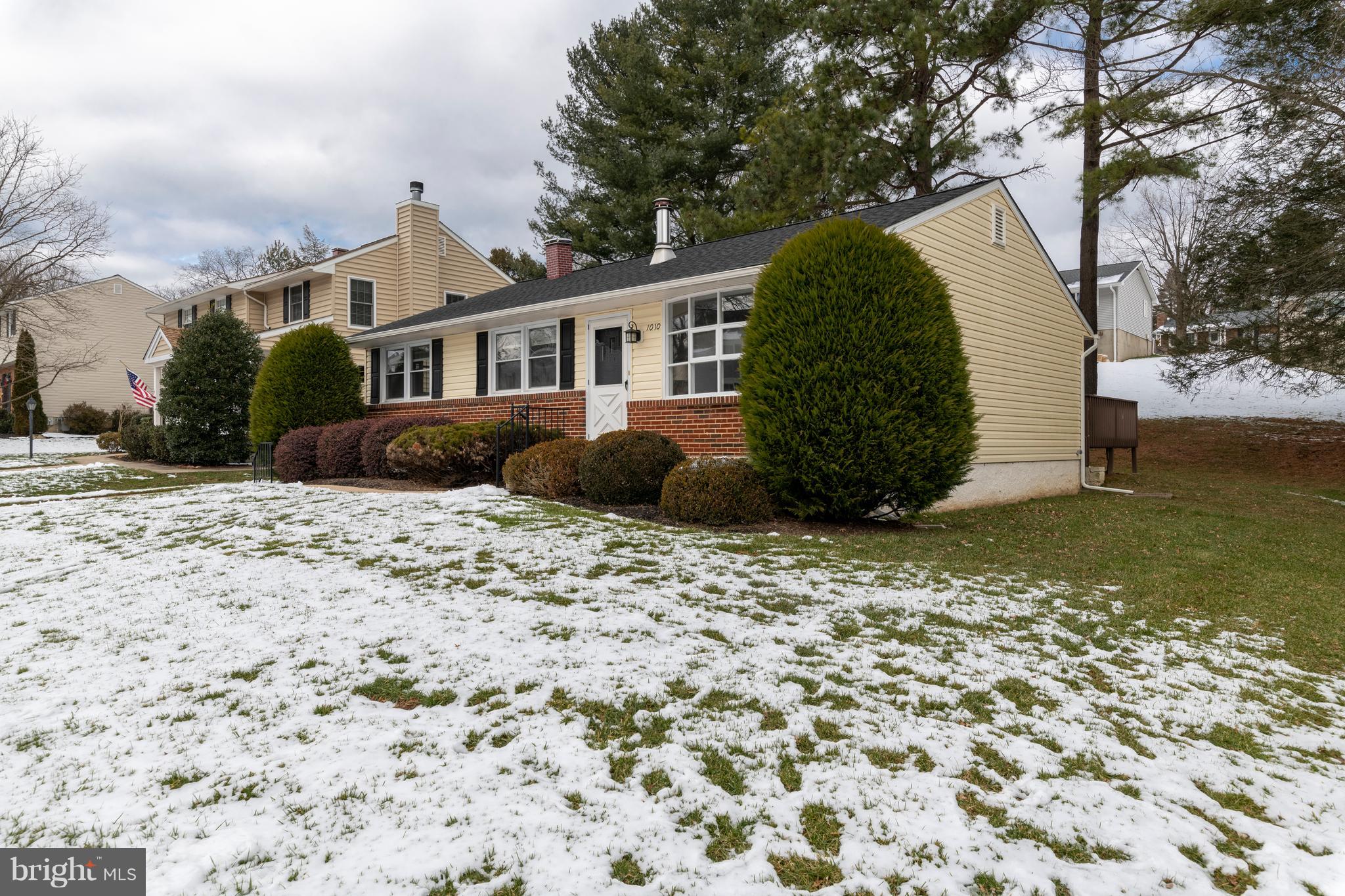 1010 Trickling Brook Road Cockeysville, MD 21030 - Photo 3 of 38 Gallery Image 3