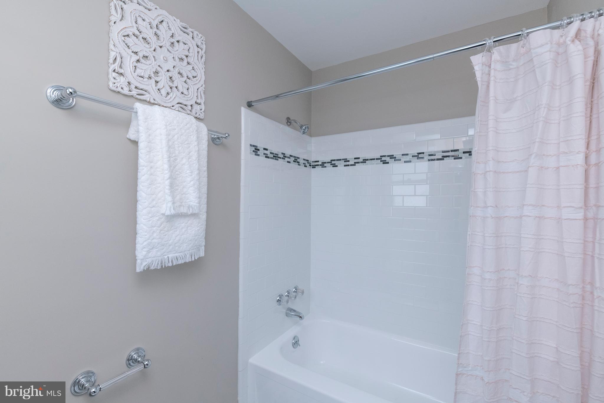 1010 Trickling Brook Road Cockeysville, MD 21030 - Photo 21 of 38 Updated master bath