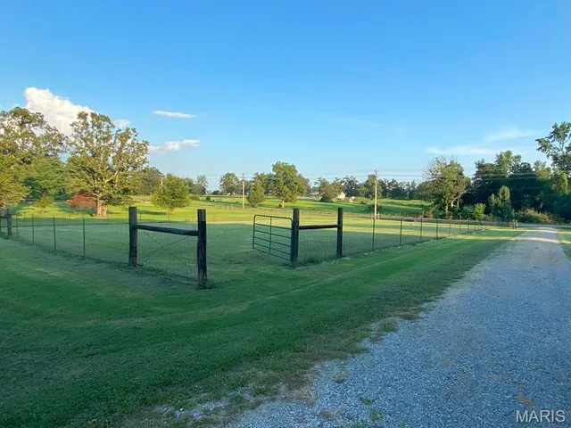 $389,900 | 5239 Highway M Poplar Bluff, Poplar Bluff, MO 63901